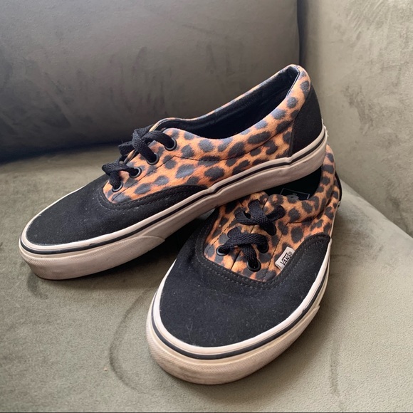 Cheetah Vans - Picture 2 of 9